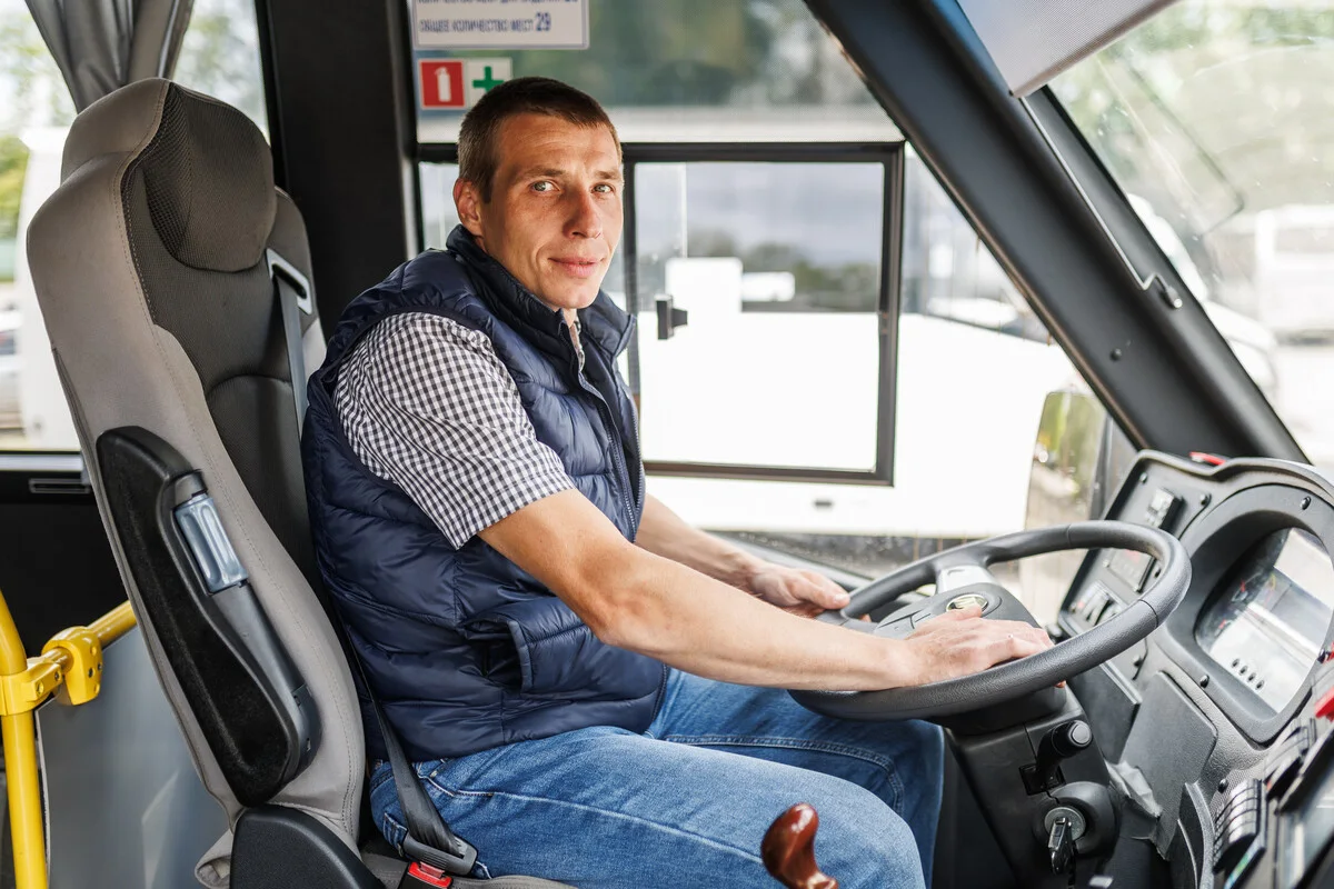 Водитель о работе за рулём автобуса AVIOR белорусской сборки Водитель о работе за рулём автобуса AVIOR белорусской сборки